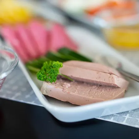 Sjoholt Sommerhotell 호텔