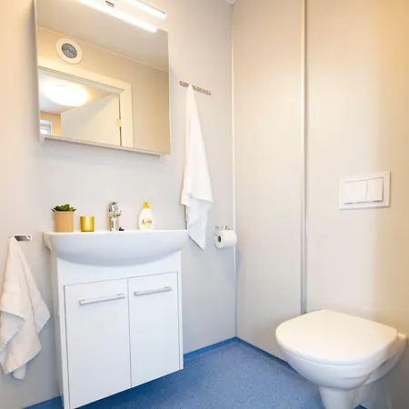 Sjoholt Sommerhotell מלון Orskog