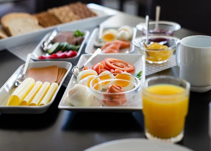 Sjoholt Sommerhotell *